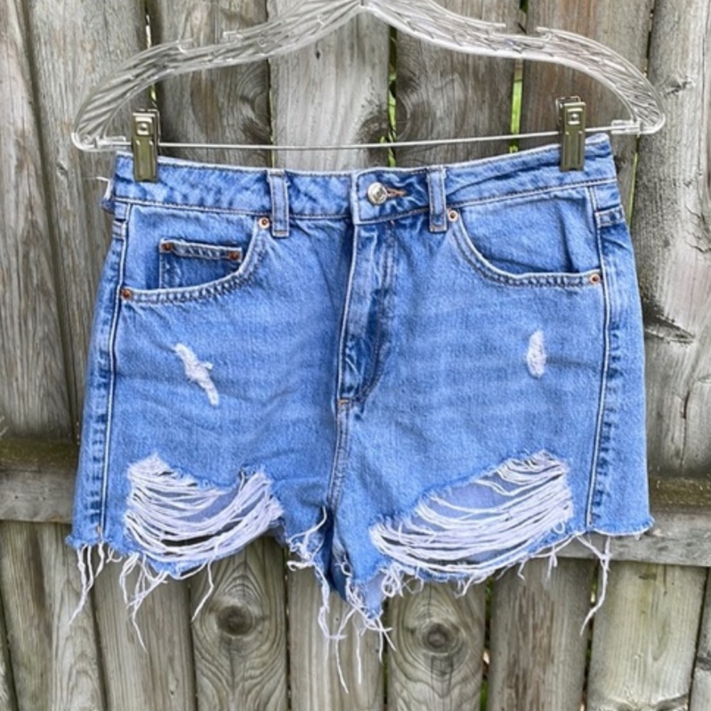 Topshop Moto Nordstrom distressed denim shorts high rise *flaw* 6